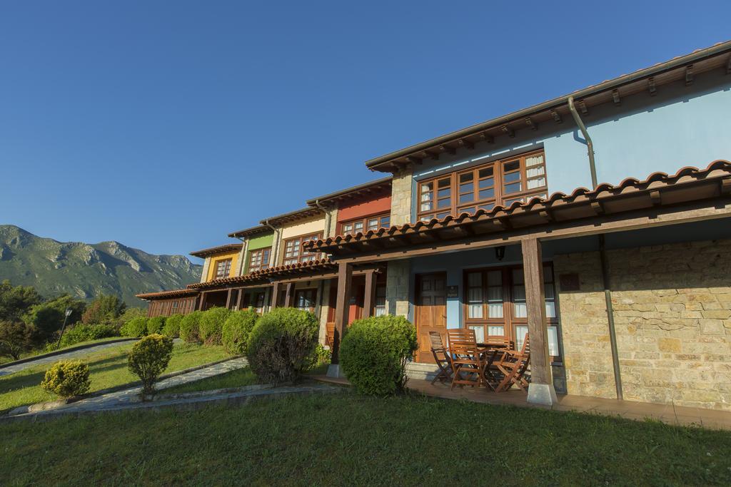 Casas Rurales Playa De Guadamia Llames de Pria Екстер'єр фото