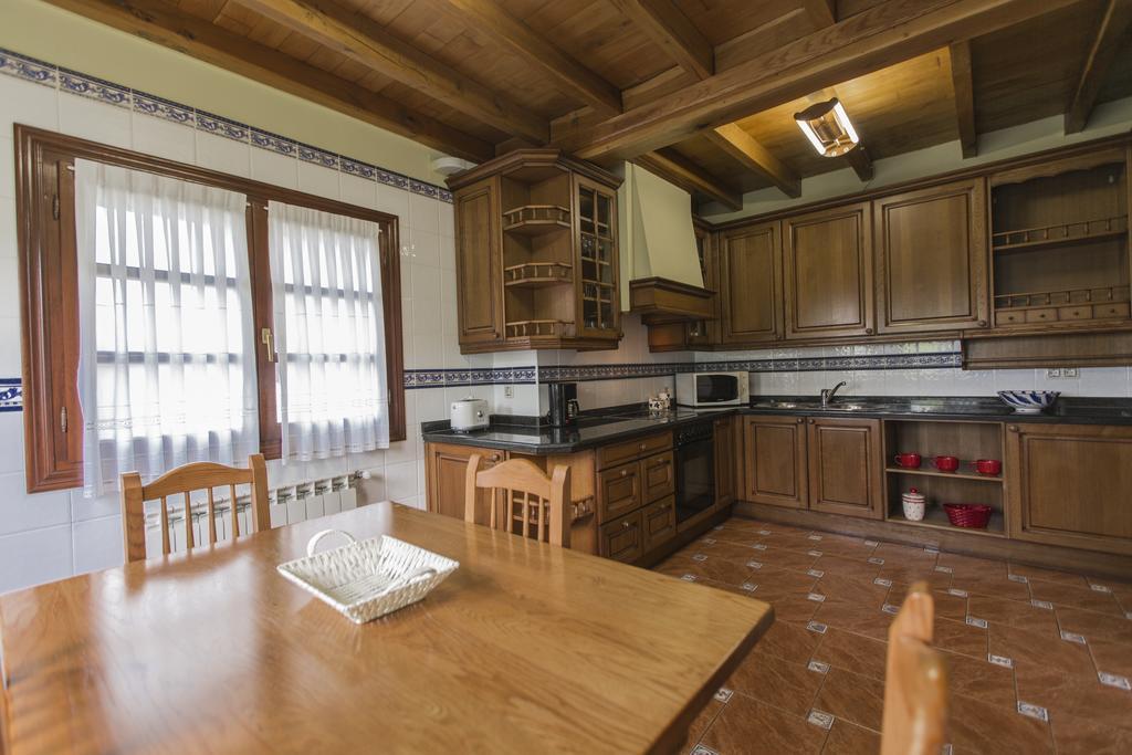 Casas Rurales Playa De Guadamia Llames de Pria Екстер'єр фото