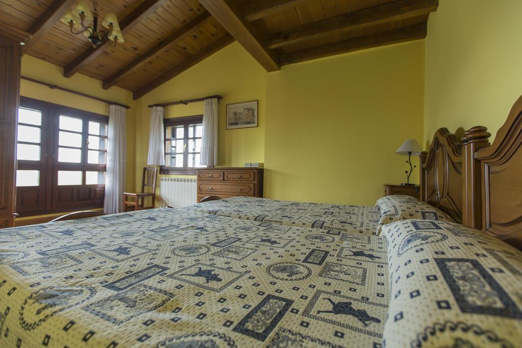 Casas Rurales Playa De Guadamia Llames de Pria Екстер'єр фото