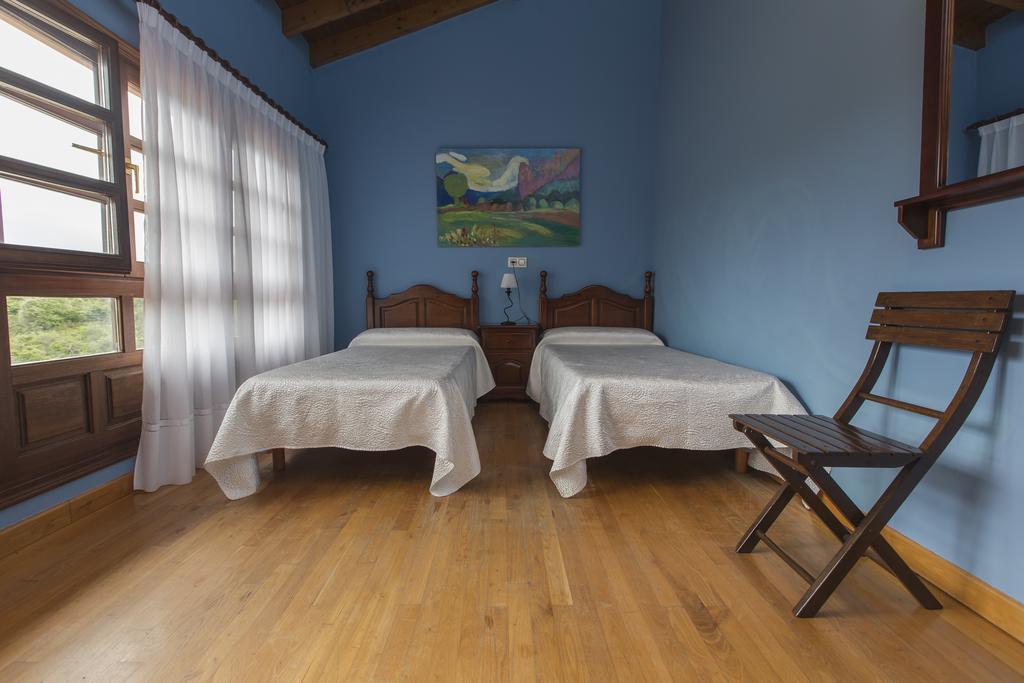 Casas Rurales Playa De Guadamia Llames de Pria Екстер'єр фото