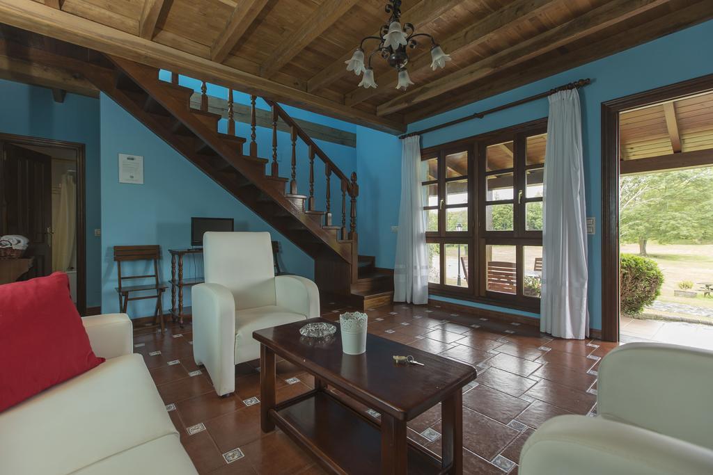 Casas Rurales Playa De Guadamia Llames de Pria Екстер'єр фото
